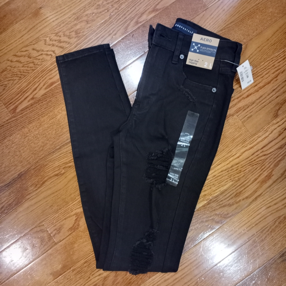 🆕️ Aeropostale ripped black jeans - Tall
